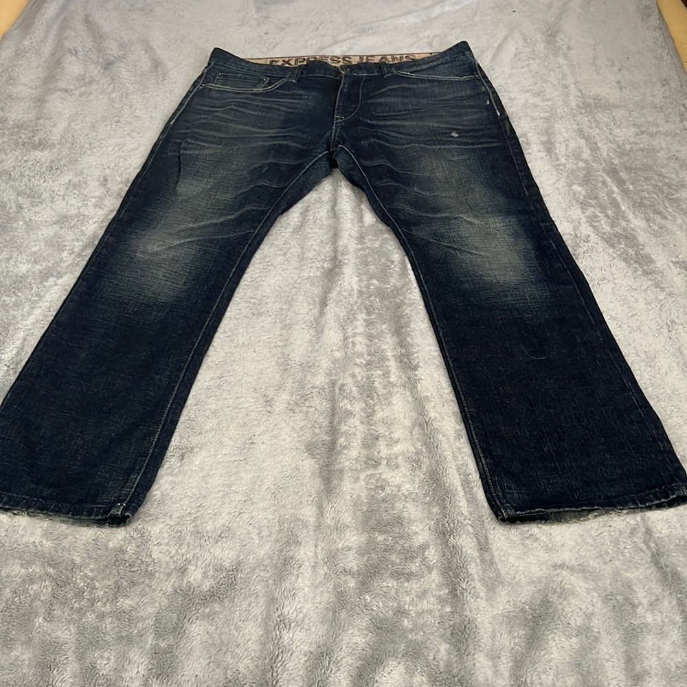 Men’s blue jeans